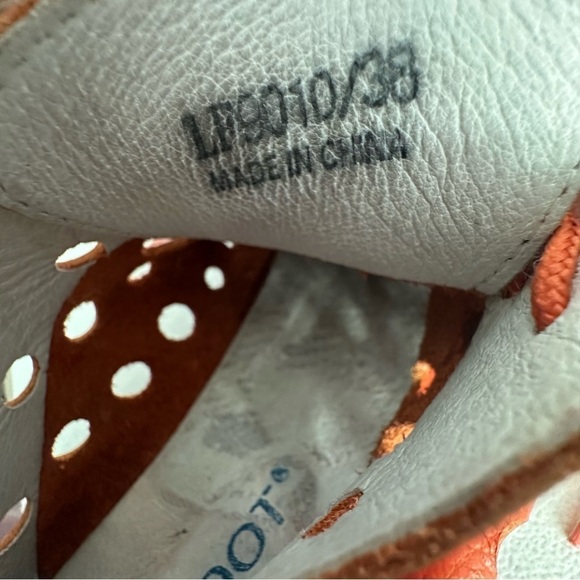 Litfoot women’s orange shoes - Picture 9 of 10